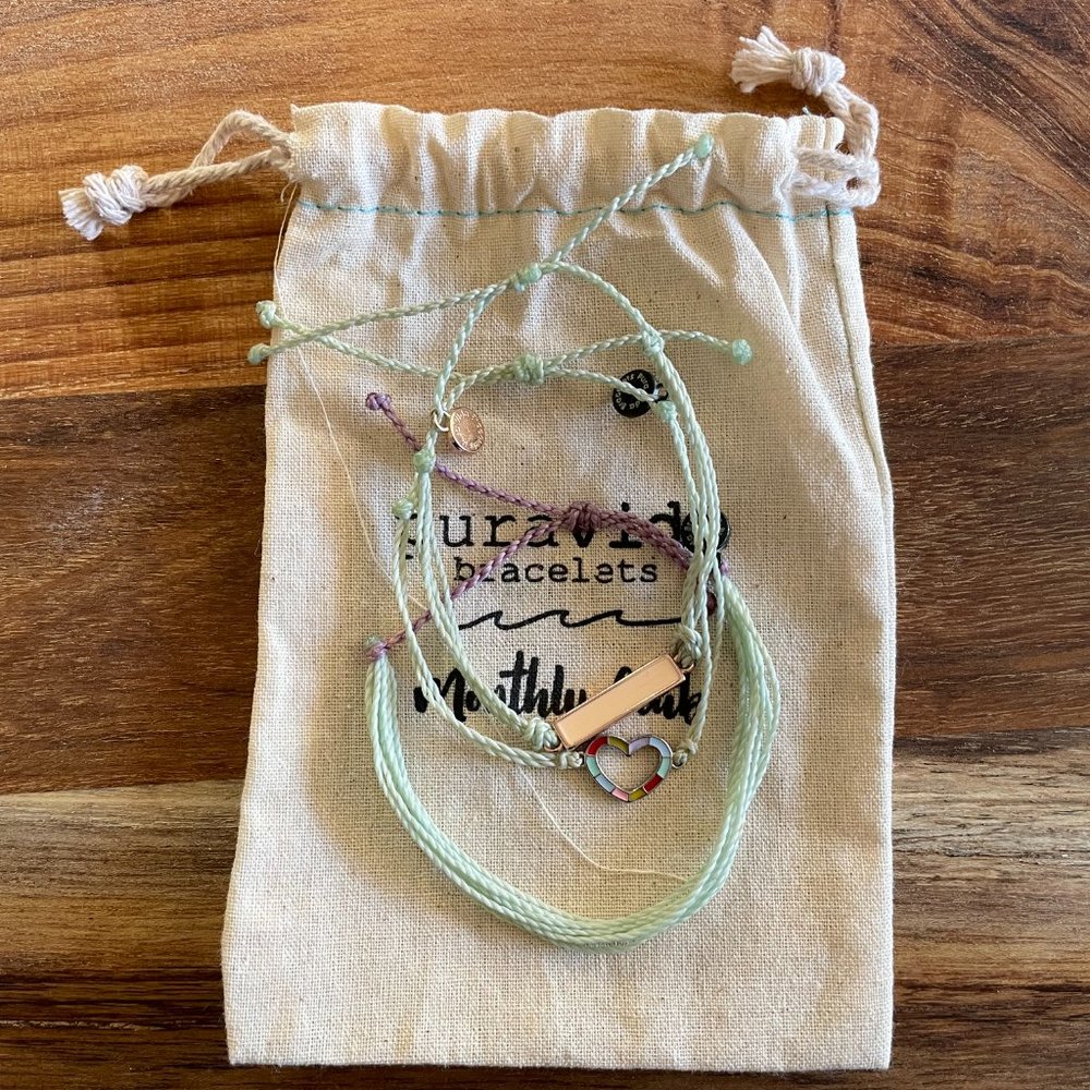 Pura Vida Bracelets - Exclusive monthly club bracelets